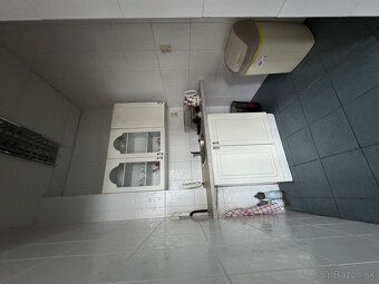Typ: Polyfunkčná budova Ulica: Kubániho Obec: Bratislava-Sta