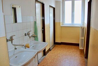 Ponúkame na prenájom kancelárske priestory v trojpodlažnej a