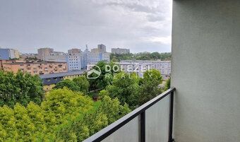 Ponúkame na predaj pekný VEĽKÝ 3-IZBOVÝ BYT s LODŽIOU a DVOM