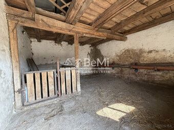 ID212-12-DERU: Ponúkame na predaj 3-izbový rodinný dom v obc
