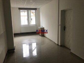 ID:2517
Ponúkame na predaj trojpodlažný polyfunkčný objekt v