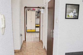 Typ: 2-izbový byt Ulica: - Obec: Žiar nad Hronom
Realitná ka