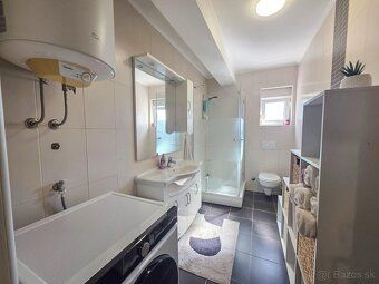 Predávame moderný dvojpodlažný byt s celkovou plochou 104 m²