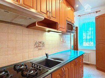 🏡 Na prenájom: Svetlý a priestranný 2,5-izbový byt s loggiou