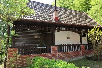 Exkluzívne iba u nás Vám ponúkame Vám na predaj dvojpodlažnú