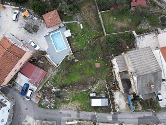 Na predaj je stavebný pozemok o rozlohe 430 m², nachádzajúci