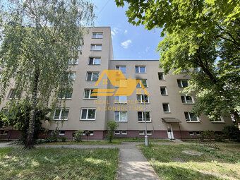 Typ: 3-izbový byt Ulica: centrum Obec: Nové Zámky
Link na vi