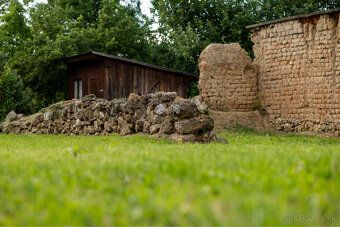 Typ: Pozemok pre rodinné domy Ulica: Hlavná Obec: Moldava na