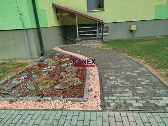 ID:2606
Ponúkame na predaj  obchodný nebytový priestor v Sni