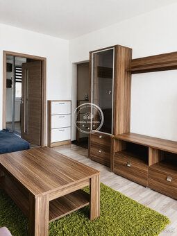 Predám svetlý a slnečný 3-izbový byt s výmerou 65 m² v obľúb