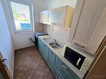 Polyfunkčný rodinný dom s garážou a parkoviskom – Žilina, ul