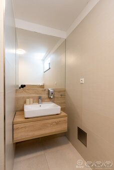 Typ: Hotely a penzióny Ulica: R1 Obec: Vyhne
Bosen Group Vám