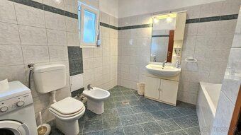 Na predaj je 98 m² apartmán s výhľadom na more - pozostáva z