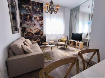 Predávame luxusne zariadené apartmány v centre Opatije. Apar