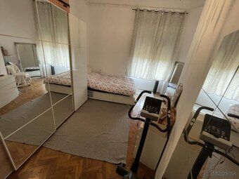 Na predaj je priestranný byt s rozlohou približne 88 m² v sa