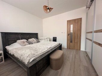 RK NEVOLAŤ!!!
Predávame 3 izbový byt s rozlohou 123 m2 ( úži