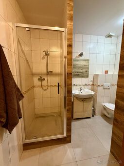 Ponúkame na predaj apartmán vhodný pre športovcov aj investo