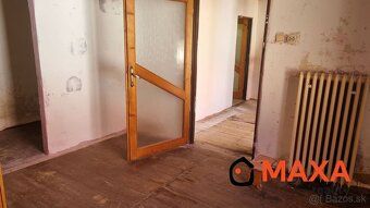 Ponúkame Vám na predaj dom v obci Horná Lehota.
Obec leží v 
