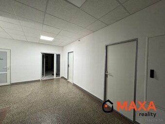 MAXA reality ponúka na prenájom priestranné kancelárske prie