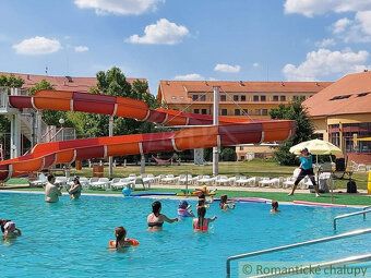V tichej uličke podunajskej vinárskej obce Moča sa nachádza 