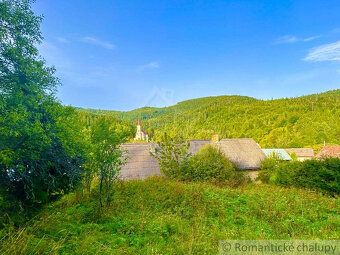 V krásnom, tichom prostredí Slovenského rudohoria, v údolí r