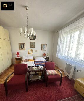 12.5.2026 - Ponúkame na predaj starší rodinný dom s pekným p