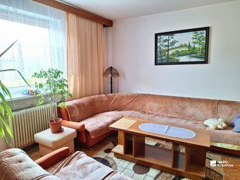 Papraď | 5 izieb | dvojpodlažný dom | 870 m² pozemok
Priestr