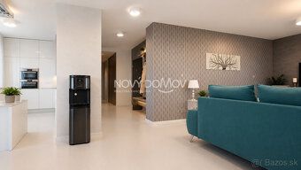 NA PREDAJ | Luxusný penthouse s panoramatickou terasou v Gal