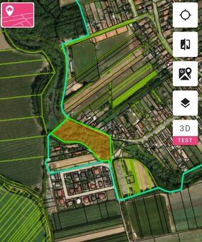 Pozemok cez ktorý tečie potok s výmerou 10 000 M2 v okrese G