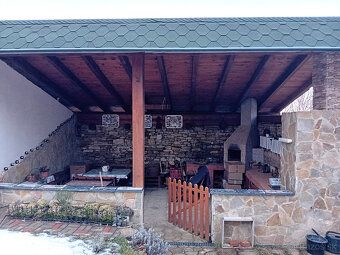 Typ: Rodinný dom
Obec: Vršatské Podhradie
 VAŠE REALITY - re