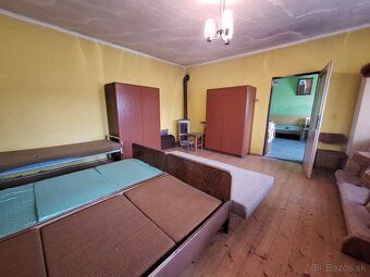 Ponúkame na predaj staršiu usadlosť - rodinný dom umiestnenú