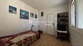 F032-12-SIRA3   Na predaj 3 + 2 izbový rodinný dom s pozemko