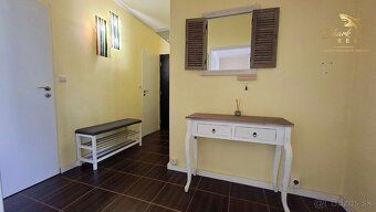 Ponúkame Vám EXKLUZÍVNE na predaj veľmi príjemný 3 izbový by