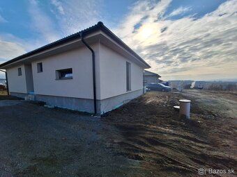 Ponúkame na predaj rodinný dom - typu bungalov (novostavba v