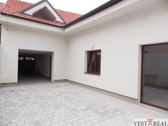 Na prenájom 3-izbový byt s balkónom v centre Trnavy – Jeruza