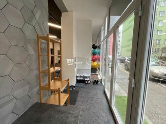 Predám Obchodný priestor 180m2, v BA III v okoli Centralu/Po
