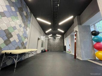 Predám Obchodný priestor 180m2, v BA III v okoli Centralu/Po