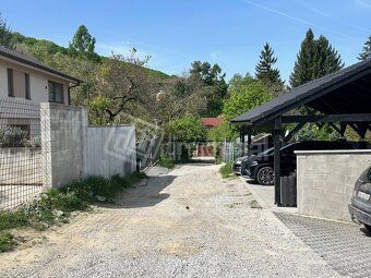 Stavebný pozemok na predaj
Popis pozemku: Ponúkame na predaj