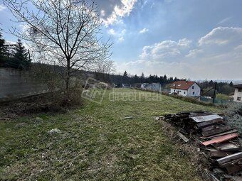 Pozemok s krásnym výhľadom
Popis pozemku: Ponúkame na predaj