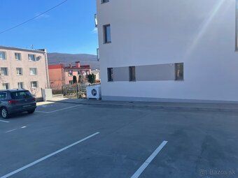 Ponukam na prenajom 2,5 izbovy byt v novopostavenom modernom