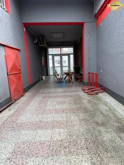 Ponúkame na prenájom zabehnuté pohostinstvo v meste Holíč.
P