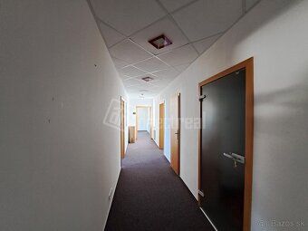 Prenájom jednotlivých kancelárií už od 13m2 - 30m2, MHD pred