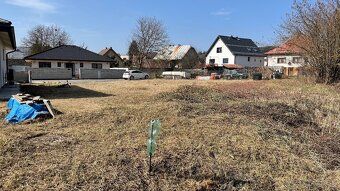 Ponúkam na PREDAJ stavebný pozemok v Hliníku nad Váhom o vým