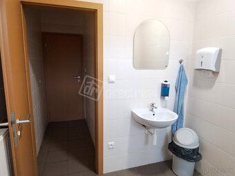 Prenájom 275m2 kancelárskych priestorov
Popis: Ponúkame na p