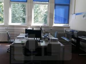 Prenájom uzavretého kancelárskeho poschodia o výmere 320m2 -