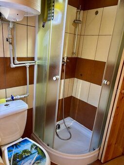 Ponúkame krásnu štýlovú chatku v katastrálnom území Dubnica 