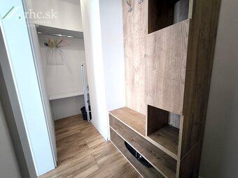 Ponúkame plne zariadený apartmán s vlastným vchodom v novost