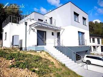 Ponúkame plne zariadený apartmán s vlastným vchodom v novost