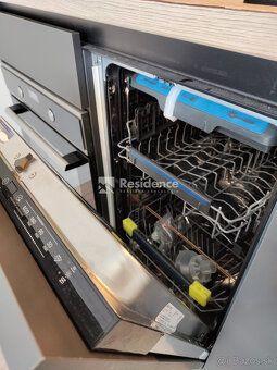 Realitná kancelária RESIDENCE REAL ponúka moderný, zariadený