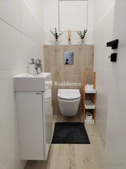 Realitná kancelária RESIDENCE REAL ponúka moderný, zariadený